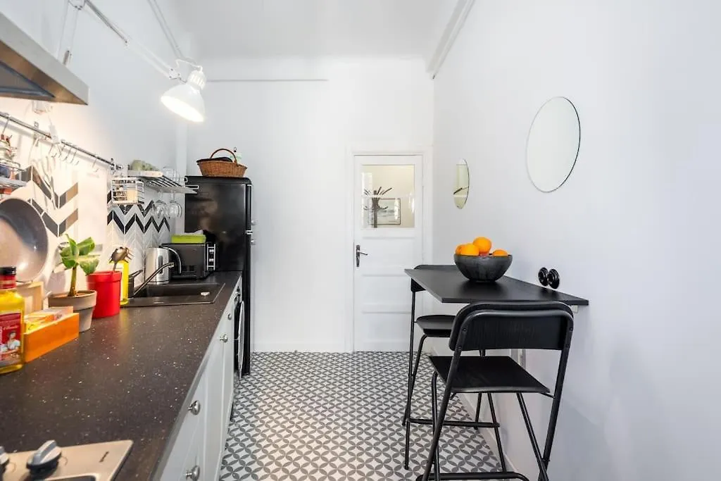Exquisite Art Deco 2Br Apartment Prime Location Bucareste