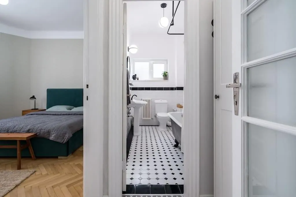 Exquisite Art Deco 2Br Apartment Prime Location Bukarest