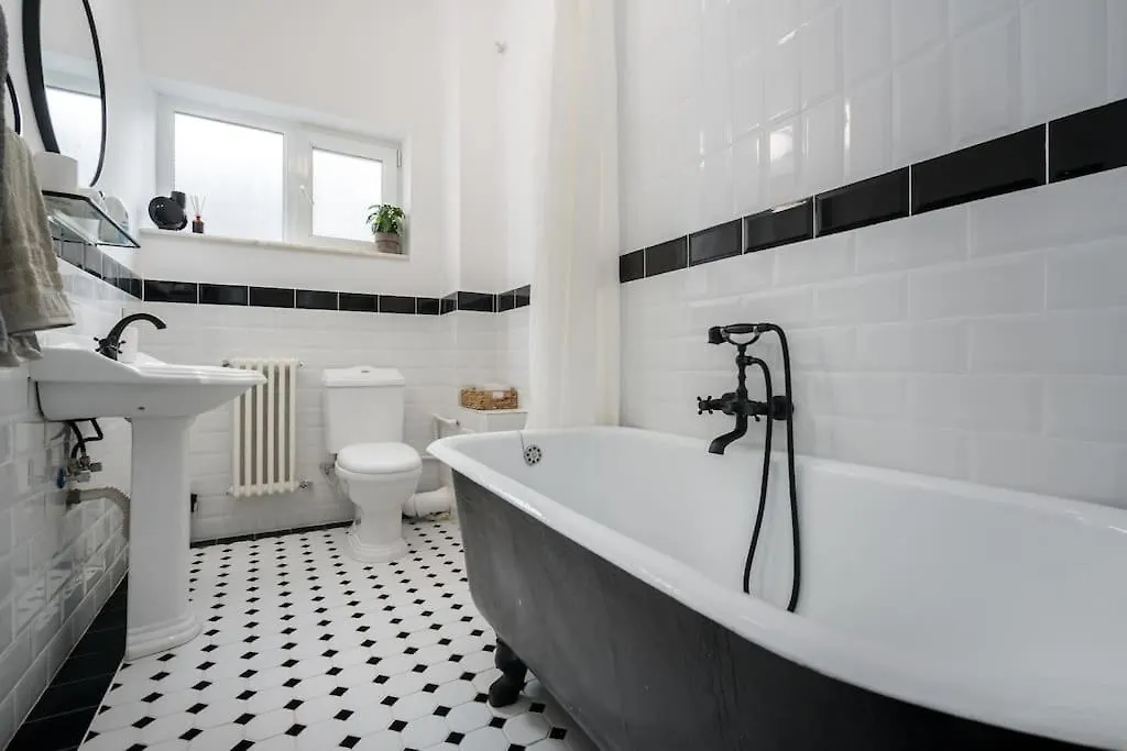 Exquisite Art Deco 2Br Apartment Prime Location 布加勒斯特