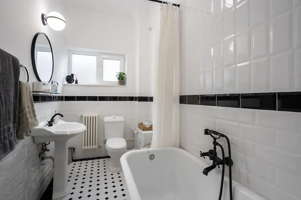 Exquisite Art Deco 2Br Apartment Prime Location 布加勒斯特 0*,